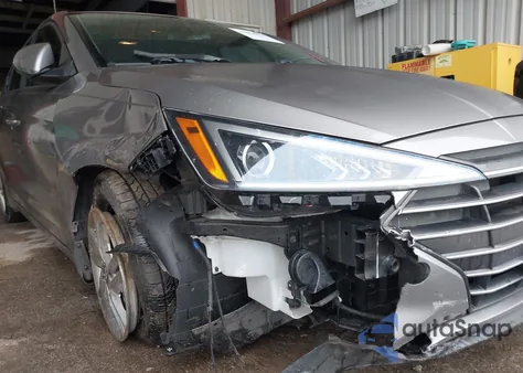 2020 Hyundai Elantra Value Edition z USA, uszkodzony, nr VIN KMHD84LF7LU954514